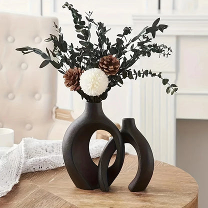 The Loop Collection: Modern Ceramic Vases for a Stylish Home